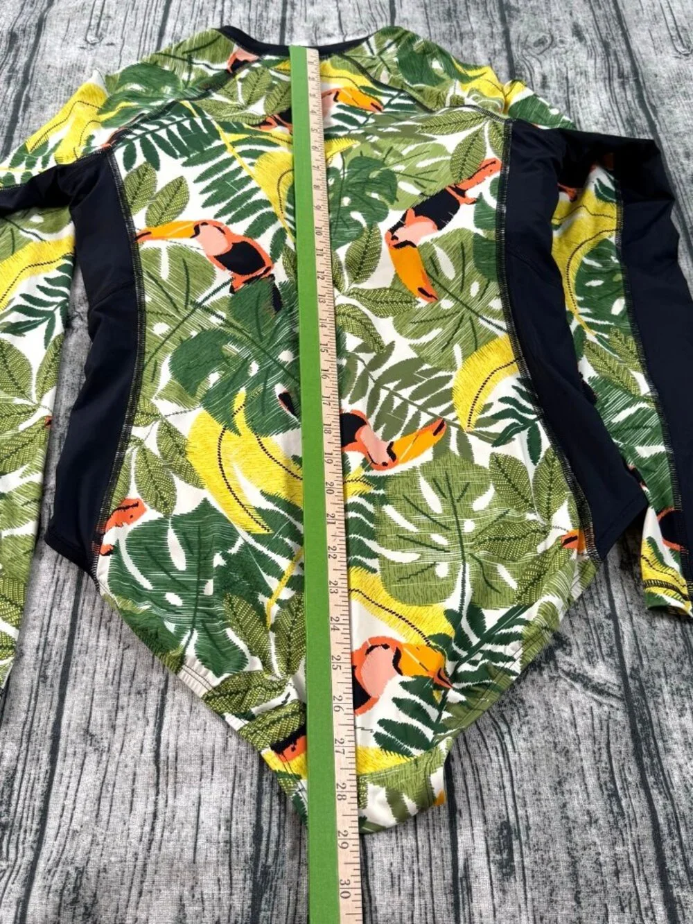 Duluth One-piece long sleeve swimsuit/rash guard Size 14 Multicolor